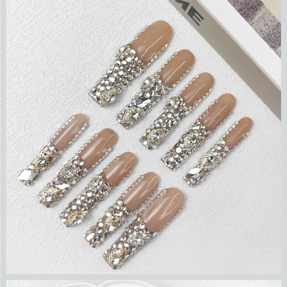 NEW NIP $30 Half Luxe Rhinestone Frenchie French Tip Long Nails Nail Set Small